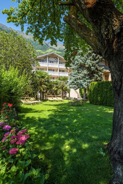 Hotel Lamm Naturns Kültér fotó