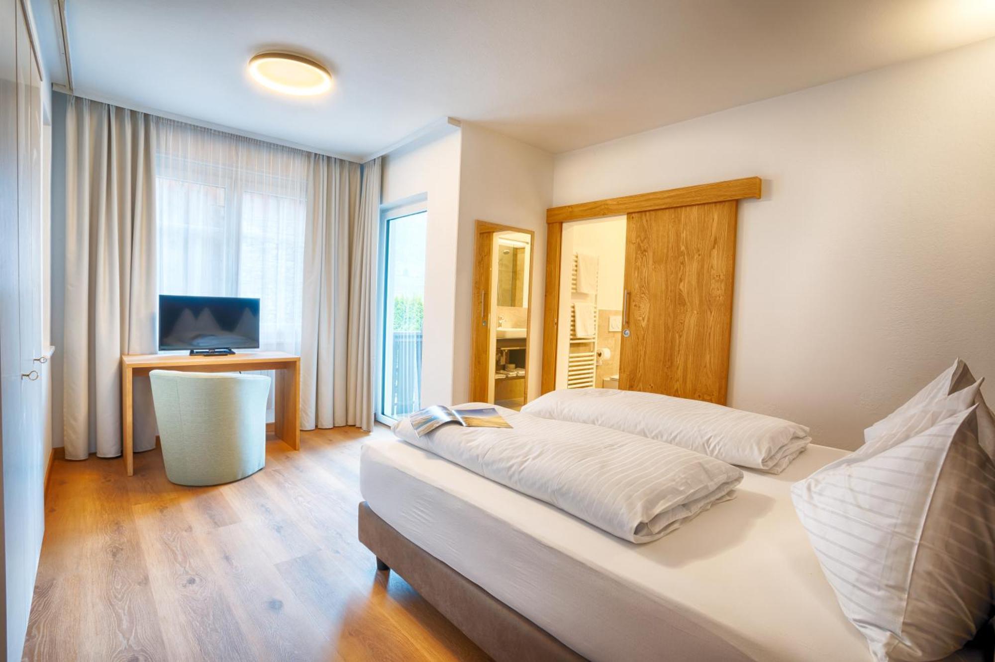 Hotel Lamm Naturns Kültér fotó