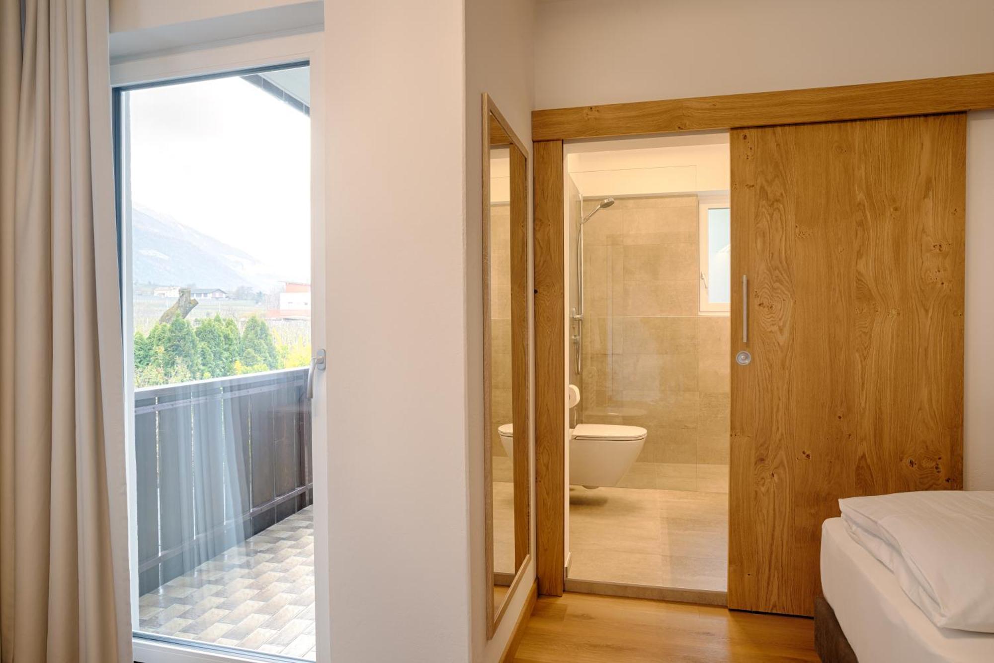Hotel Lamm Naturns Kültér fotó