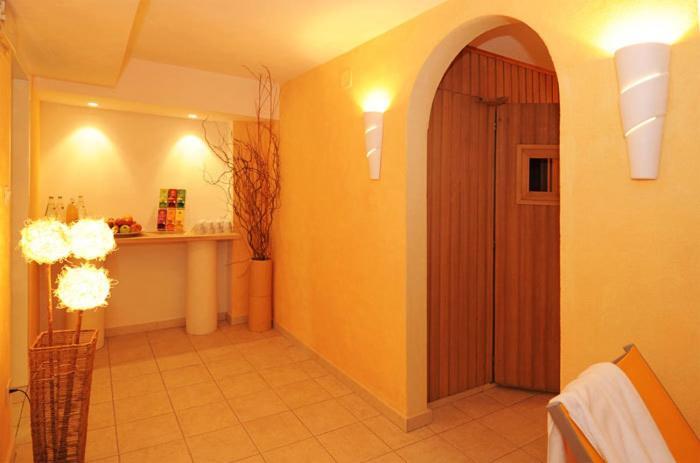Hotel Lamm Naturns Kültér fotó